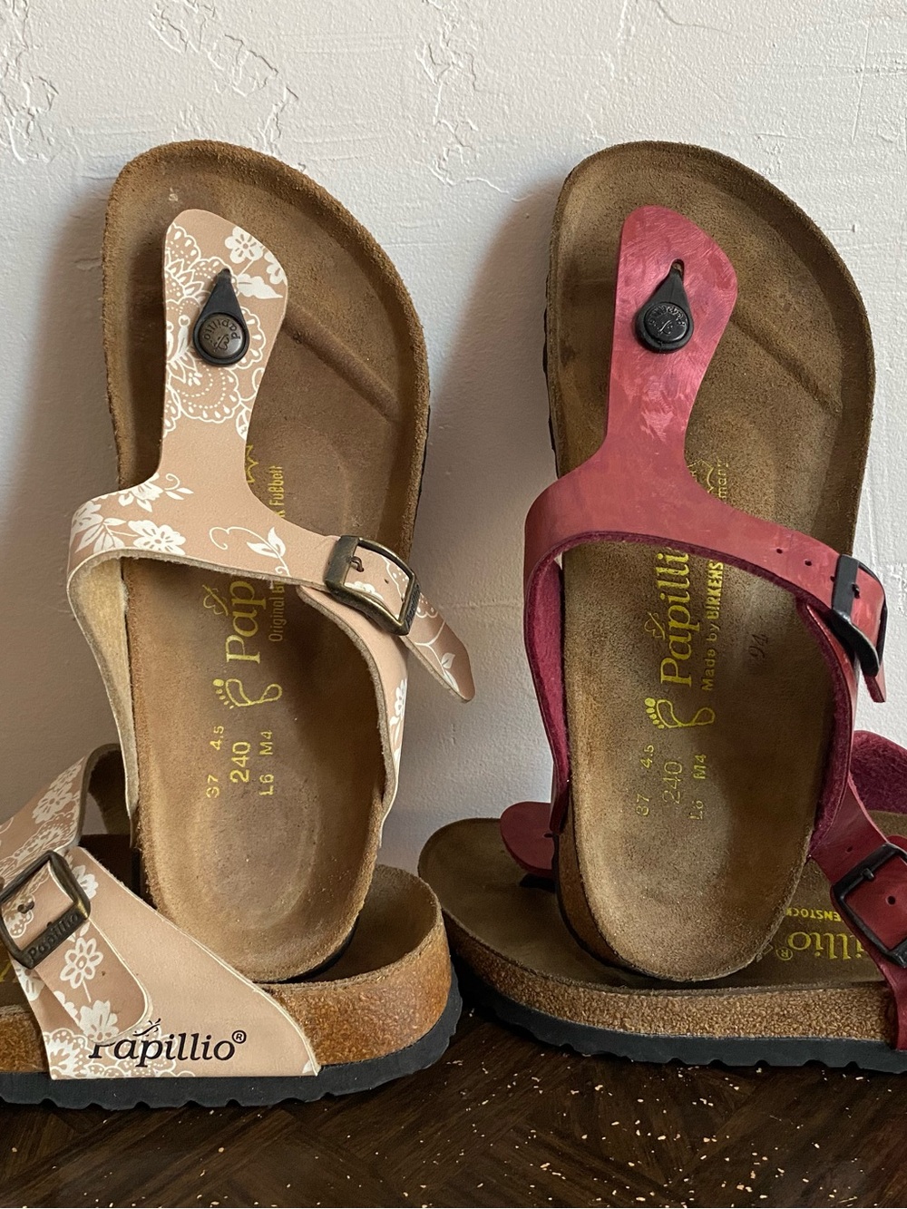 LOT 2 Pre-owned Gizeh Papillio Women's Two-Tone Floral and Berry Sandals 37/6